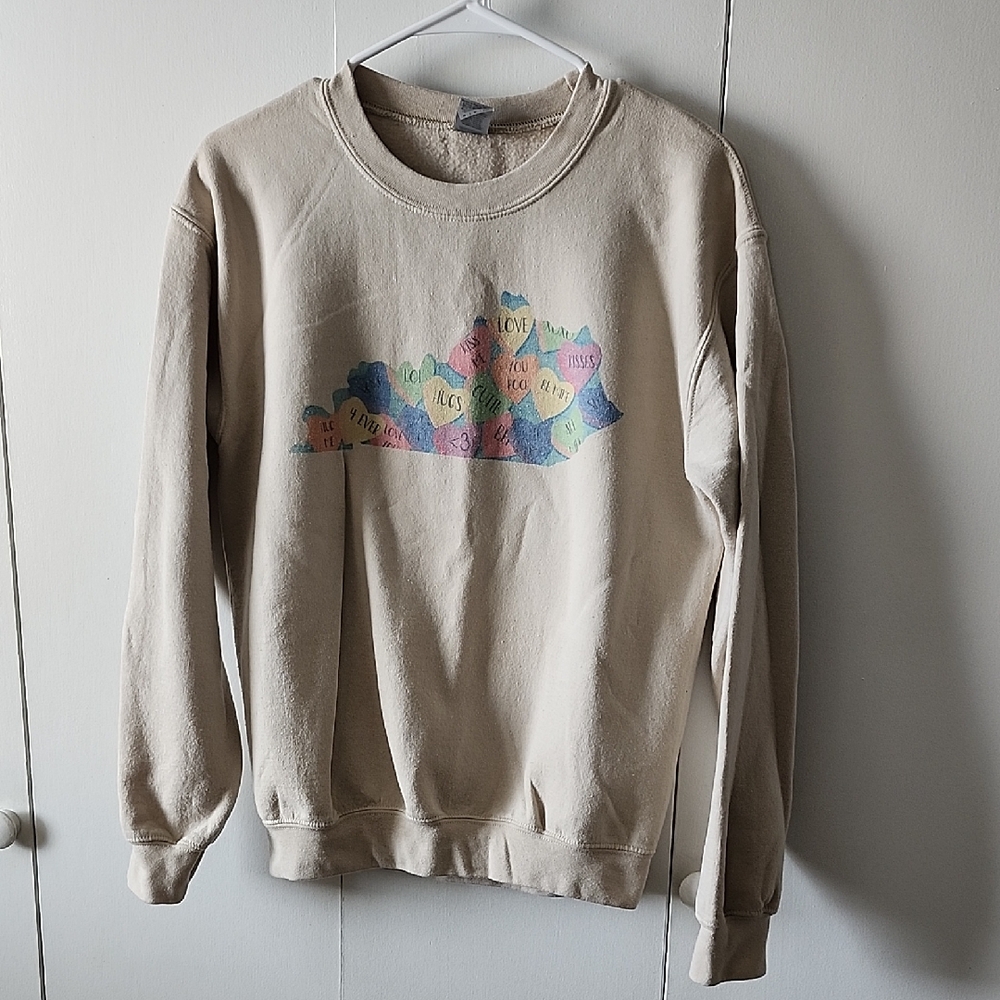 Gildan Tan Heavy Blend Sweatshirt